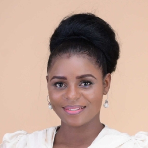 Grace Johnson headshot